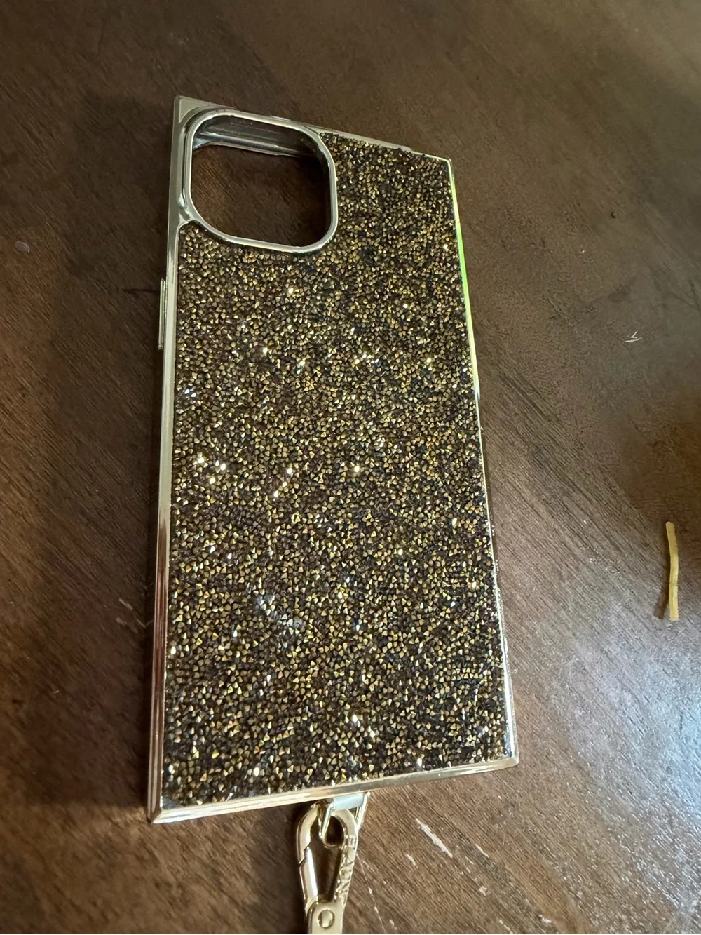 Flaunt MagSafe Square Corners Gold Sparkle iPhone 15 Bundle